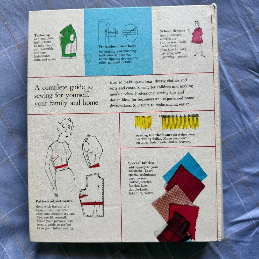 Vintage Better Homes and Gardens Sewing Book 1970 Ring Binder Hardcover Guide